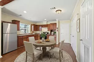 2313 Fernwood Ave, Dallas, TX 75216 - Photo 3