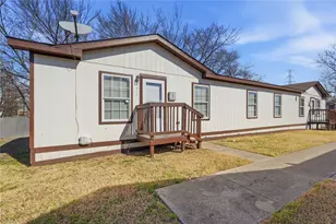 2313 Fernwood Ave, Dallas, TX 75216 - Photo 37