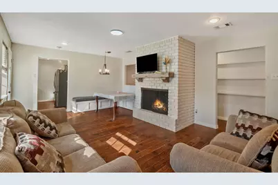 2320 Meadow Lark, Irving, TX 75060 - Photo 13