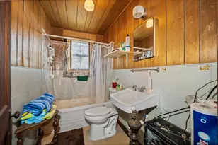 304 S 1st St, Abbott, TX 76621 - Photo 11