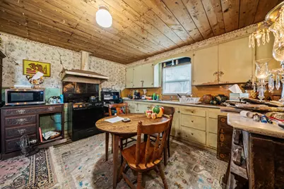 304 S 1st Street, Abbott, TX 76621 - Photo 15