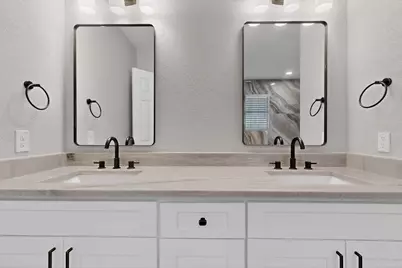 325 Crooked Creek, Garland, TX 75043 - Photo 17