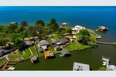 126 Maples Trail, Mabank, TX 75156 - Photo 1