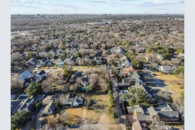 8058 Eagle Trail, Dallas, TX 75238 - Photo 19