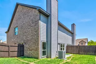 1110 Woburn, Garland, TX 75050 - Photo 23