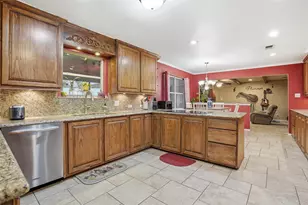 8120 Bangor Dr, Benbrook, TX 76116 - Photo 19