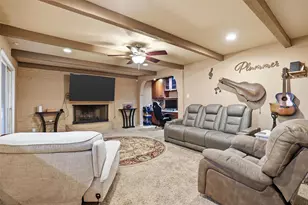 8120 Bangor Dr, Benbrook, TX 76116 - Photo 9