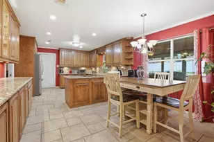 8120 Bangor Dr, Benbrook, TX 76116 - Photo 15