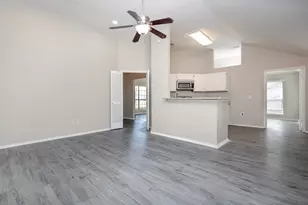 1304 Petunia Dr, Allen, TX 75002 - Photo 3