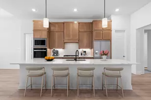 257 Wheatgrass Rd, Waxahachie, TX 75165 - Photo 3