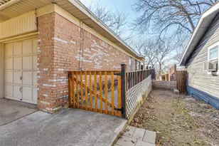 1304 S Hatcher St, Decatur, TX 76234 - Photo 23