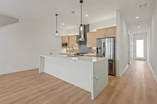 1901 S Harwood St, Dallas, TX 75215 - Photo 3