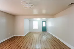 4514 Erath St, Fort Worth, TX 76119 - Photo 9