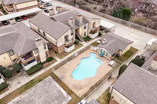 1735 Crest Grove Dr, Arlington, TX 76012 - Photo 21