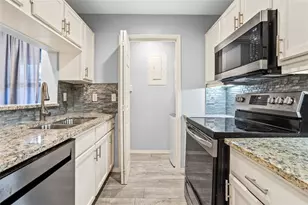 1735 Crest Grove Dr, Arlington, TX 76012 - Photo 9