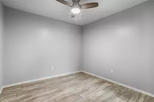 1735 Crest Grove Dr, Arlington, TX 76012 - Photo 13