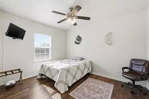 312 N Houston St, Lorena, TX 76655 - Photo 17