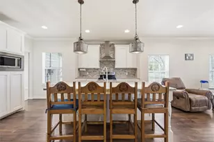 312 N Houston St, Lorena, TX 76655 - Photo 9