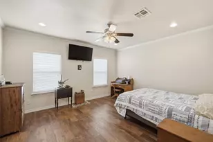 312 N Houston St, Lorena, TX 76655 - Photo 13