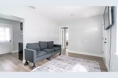 542 S Redford Lane, White Settlement, TX 76108 - Photo 5