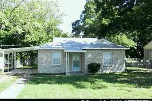 542 S Redford Ln, White Settlement, TX 76108 - Photo 1