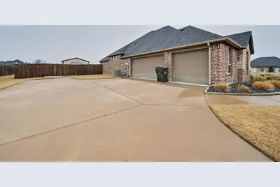 6595 Oak Point Circle, Royse City, TX 75189 - Photo 15