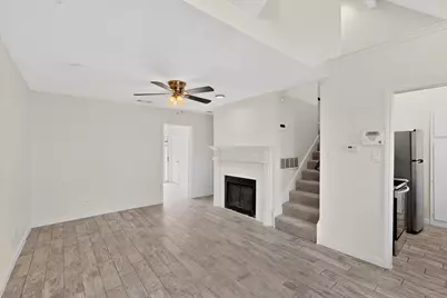 1442 Weiler Boulevard, Fort Worth, TX 76112 - Photo 3