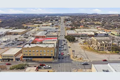 107 S Austin Street, Comanche, TX 76442 - Photo 7