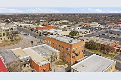 107 S Austin Street, Comanche, TX 76442 - Photo 5