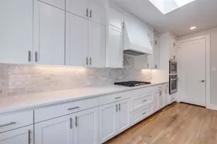 9142 Prado Ln, Dallas, TX 75220 - Photo 13