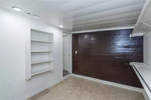 213 Conveyor Dr, Joshua, TX 76058 - Photo 9