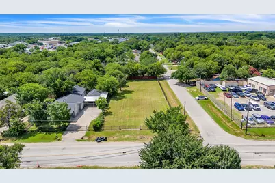 2324 W Bruton Road, Balch Springs, TX 75180 - Photo 3