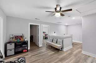 1901 Avenue E, Grand Prairie, TX 75051 - Photo 11