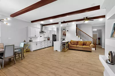 1901 Avenue E, Grand Prairie, TX 75051 - Photo 3