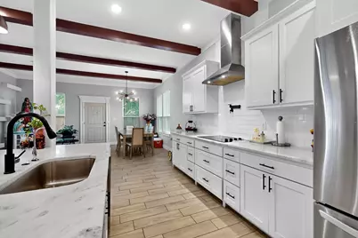 1901 Avenue E, Grand Prairie, TX 75051 - Photo 5