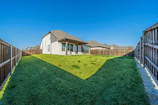 1110 Stallion Ln, Justin, TX 76247 - Photo 23