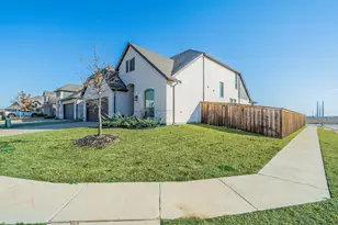 1110 Stallion Ln, Justin, TX 76247 - Photo 21