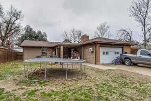 111 W Kenwood Dr, Garland, TX 75041 - Photo 1