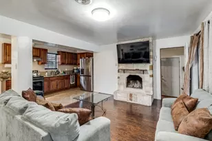 111 W Kenwood Dr, Garland, TX 75041 - Photo 3