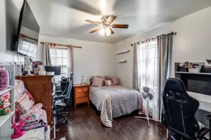 111 W Kenwood Dr, Garland, TX 75041 - Photo 9