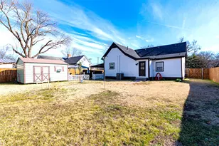 819 Beech St, Bonham, TX 75418 - Photo 27