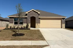 313 Blanco Dr, Azle, TX 76020 - Photo 1