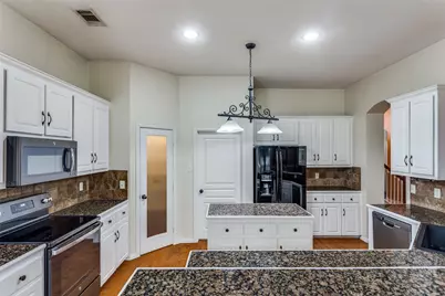 8312 Teja Trail, Benbrook, TX 76126 - Photo 9