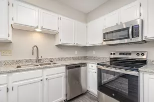 1024 Ledgemont Dr, Plano, TX 75025 - Photo 11