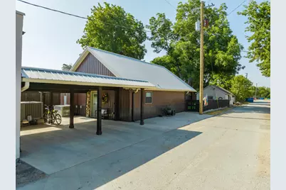 116. E Gould St Street, Hillsboro, TX 76645 - Photo 1