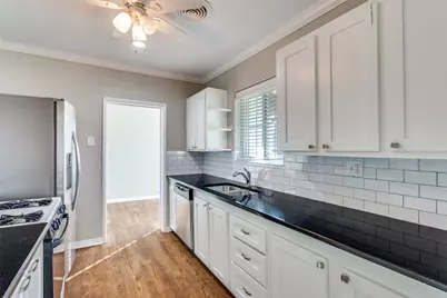 4045 Carolyn Road, Fort Worth, TX 76109 - Photo 9