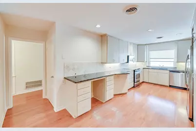 6349 Diamond Head Circle #C, Dallas, TX 75225 - Photo 11