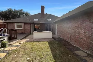 6211 Crested Butte Dr, Dallas, TX 75252 - Photo 5