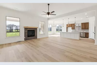 7016 Valley View Drive, Joshua, TX 76058 - Photo 11