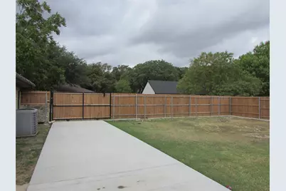 10513 Shauna Drive, Greenville, TX 75402 - Photo 23